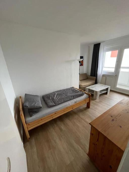 Max Appartements Neubrandenburg Exterior foto