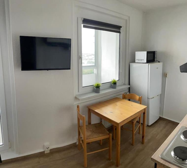 Max Appartements Neubrandenburg Exterior foto