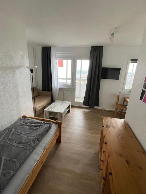 Max Appartements Neubrandenburg Exterior foto